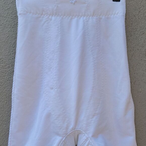 LUST High Waist Mid Thigh Shaper SM Shapeware Shorts Strong Compression Control - Picture 4 of 8